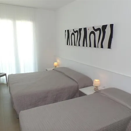 Coastal With Spacious Terrace *
